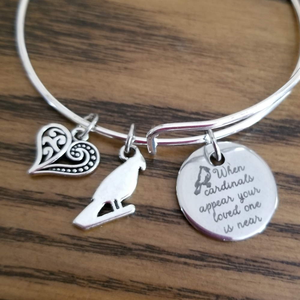 When Cardinals Appear Charm Bracelet In Memory